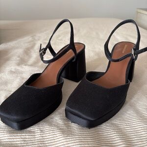 Reformation  chunky heel  satin heels SALE 40–